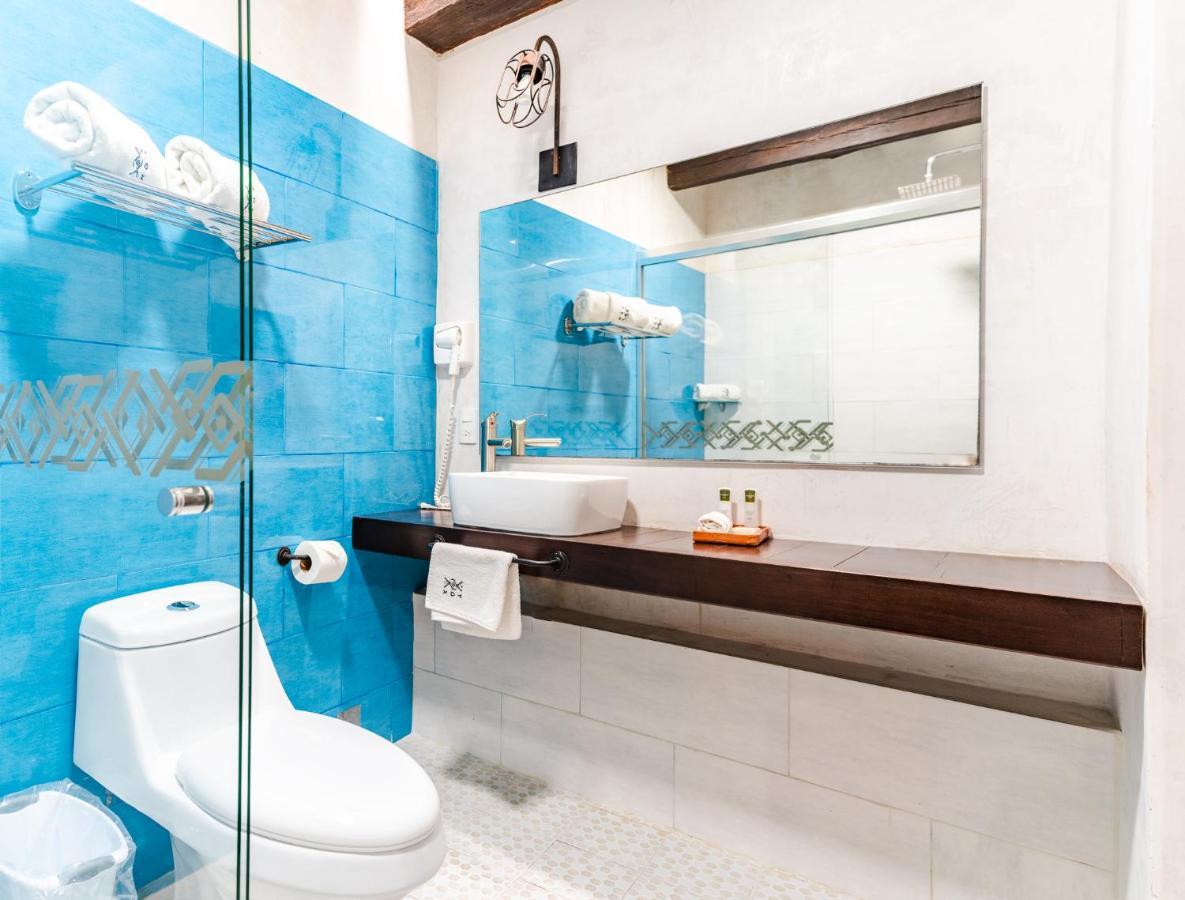 Yox Hotel Boutique San Cristóbal de Las Casas Exteriör bild Bathroom