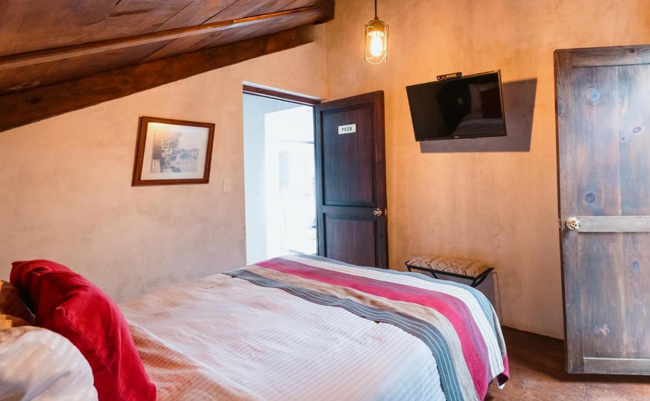 Yox Hotel Boutique San Cristóbal de Las Casas Exteriör bild A room at the hotel